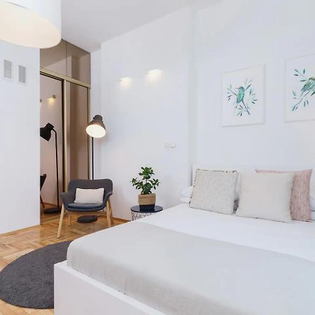 Апартаменты Private Parking - Old Town - Sw Krzyza 16 Street Краков Экстерьер фото