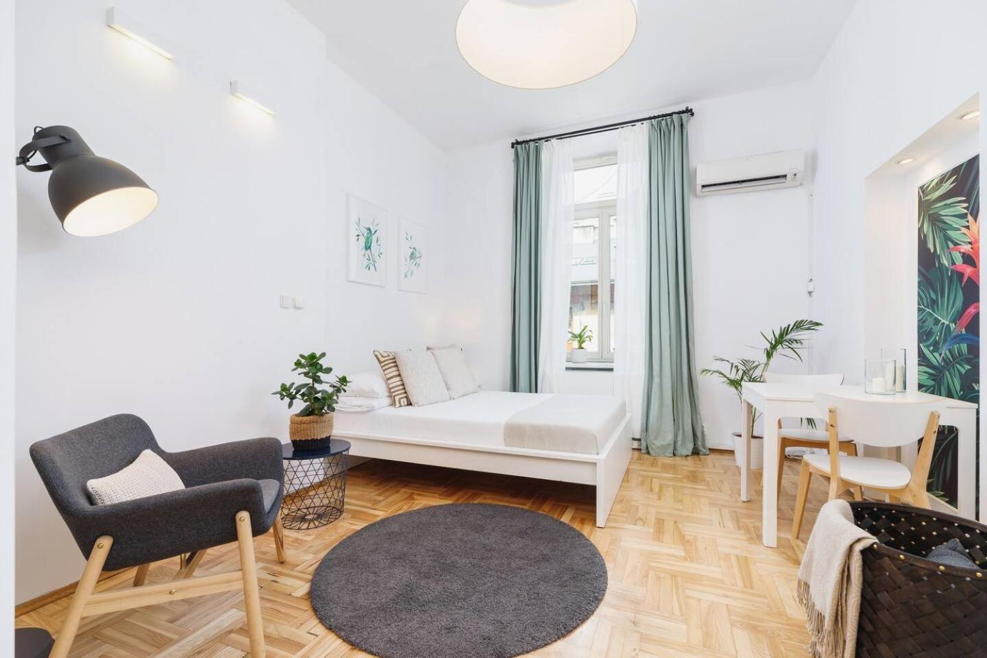 Апартаменты Private Parking - Old Town - Sw Krzyza 16 Street Краков Экстерьер фото